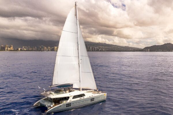 Sunreef 70 Sailing Mulan