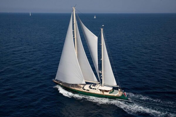 NORFOLK STAR Sailing yacht for sale - Image 3